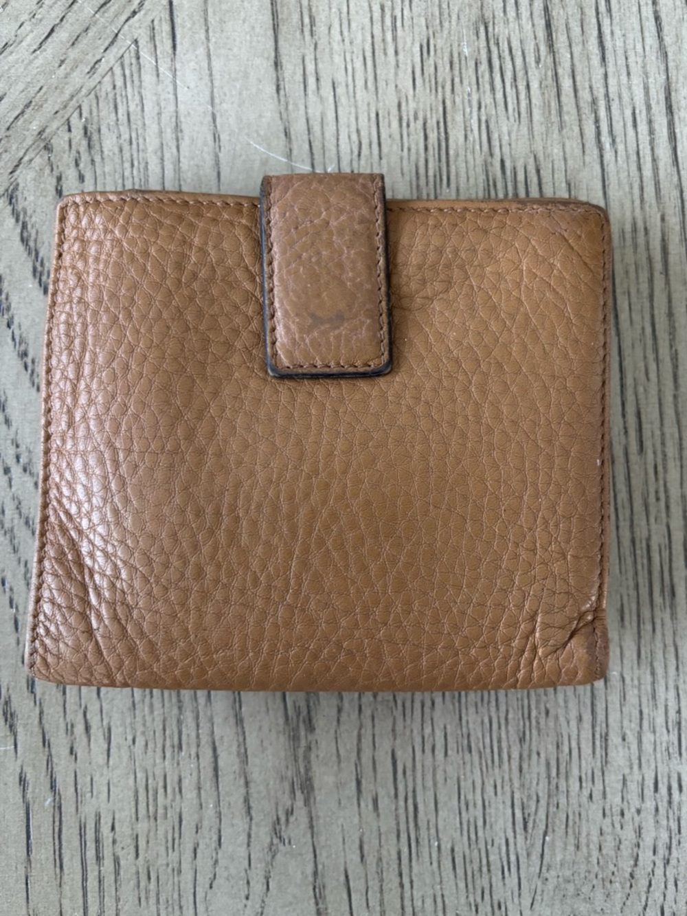 Salvatore Ferragamo Tan Pebbled Leather Gancini Compact Wallet Card Holder - Picture 2 of 9